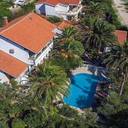 Beach Boy & Pool Girl Apartments Vir Esterno foto